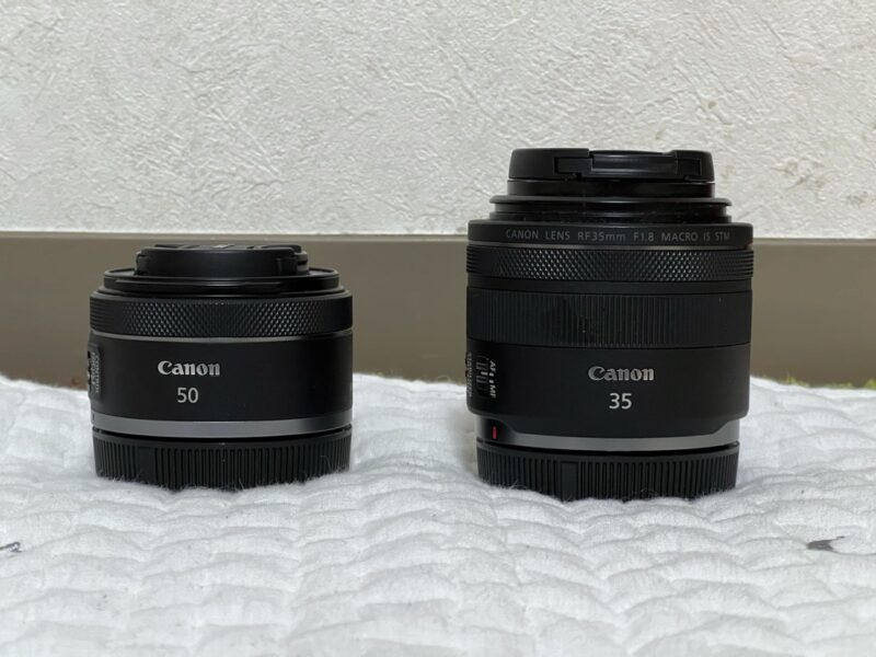 RF35mmとRF50mmの大きさ比較